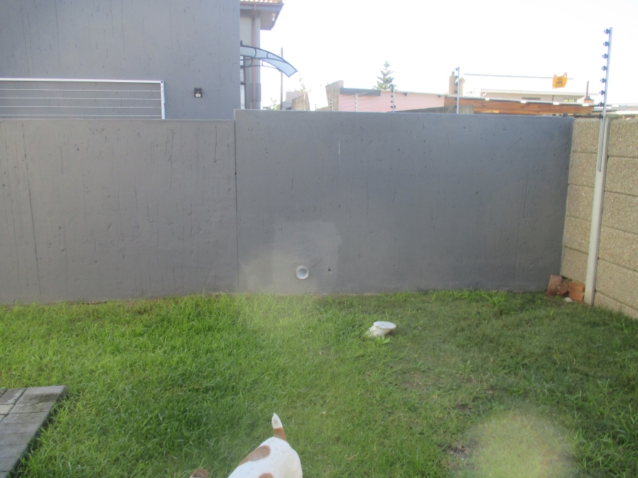 2 Bedroom Property for Sale in Dana Bay Western Cape